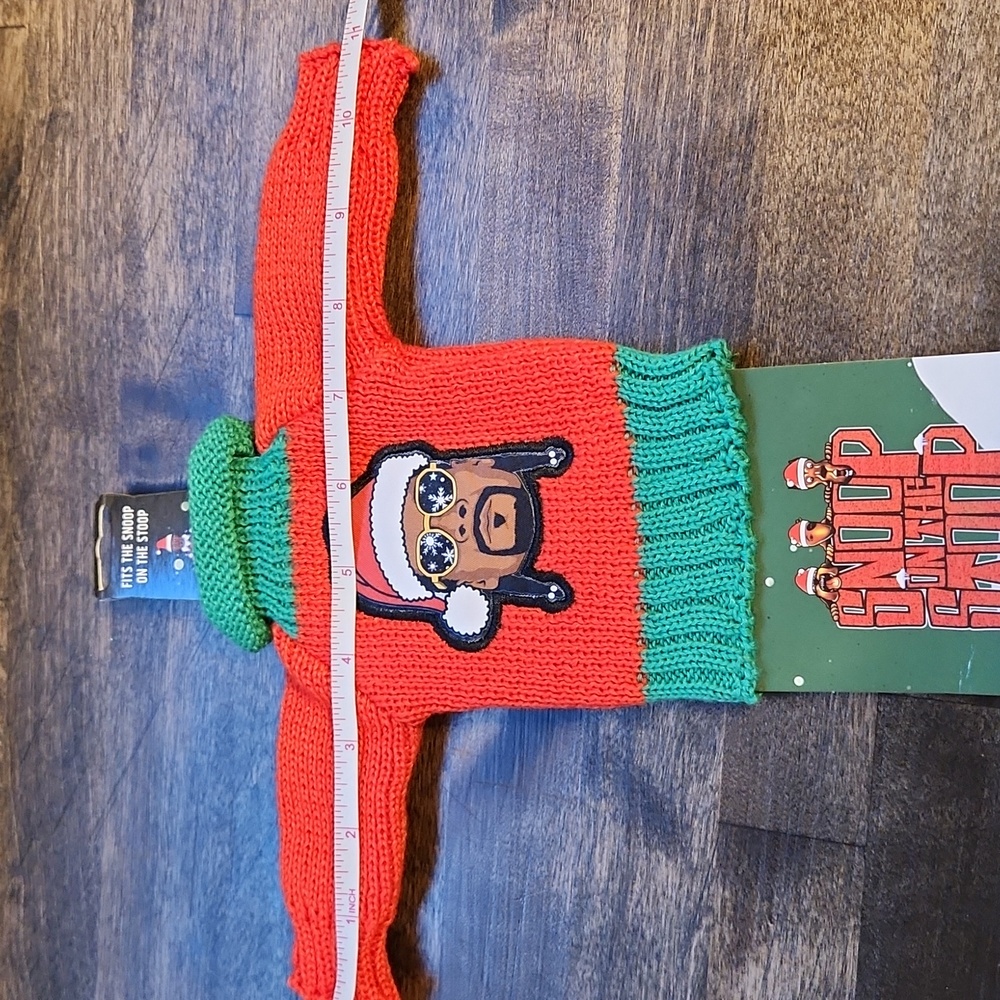 Snoop On The Stoop Wine Sweater - Picture 6 of 6